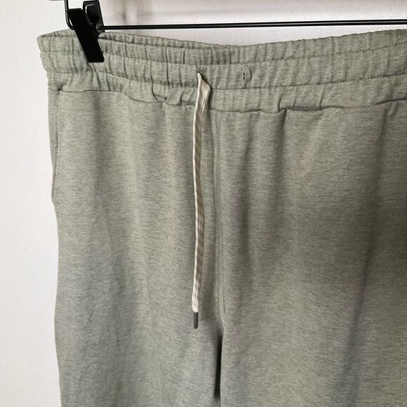 Vuori Performance Jogger - Picture 6 of 8